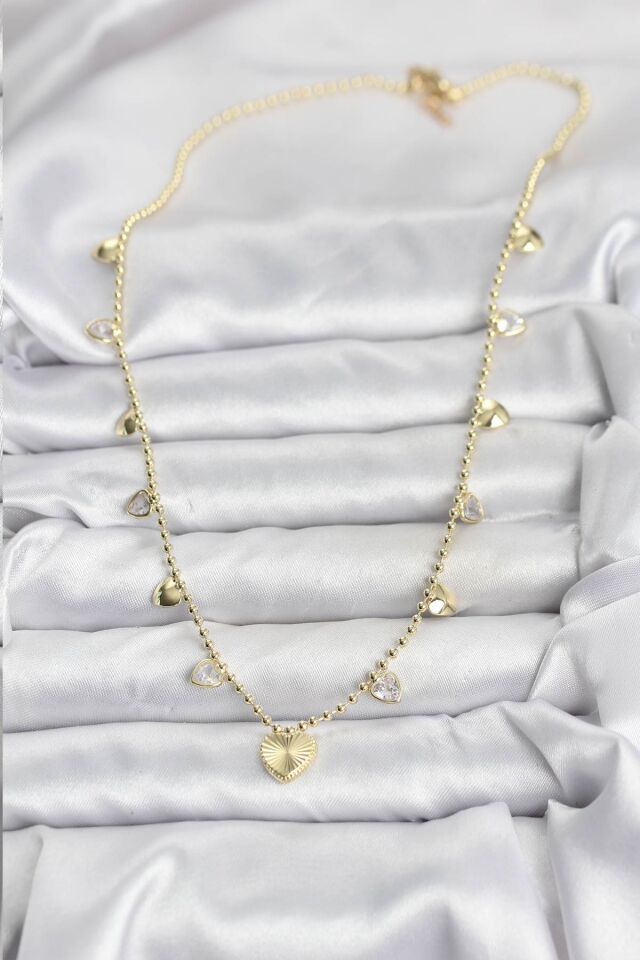 Pirinç Gold Renk Kalp Model Kadın Kolye