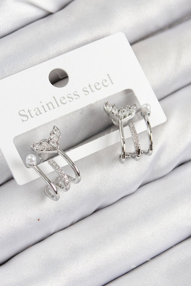 Pirinç Zirkon Taşlı İnci Detaylı Balık Kuyruğu Model Gümüş Renk Kadın Küpe