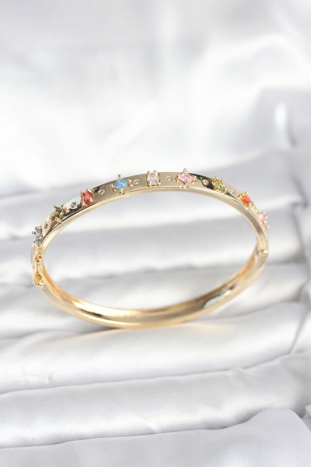 Pirinç Gold Renk Zirkon Taşlı Kelepçe Bileklik