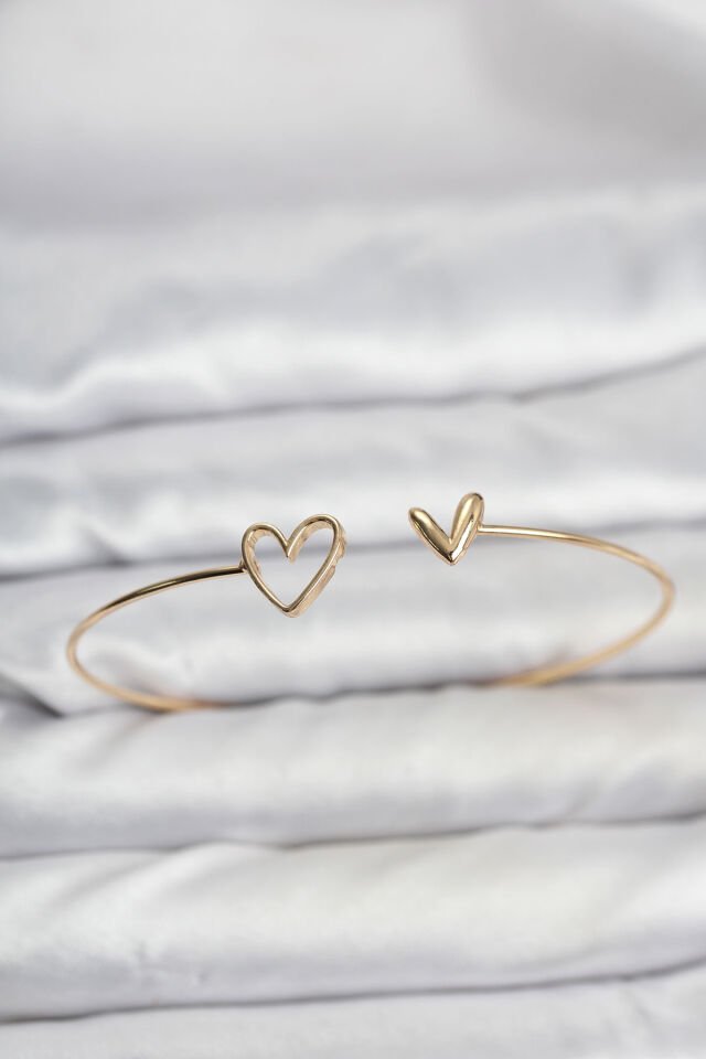 Kalp Model Gold Renk Bileklik