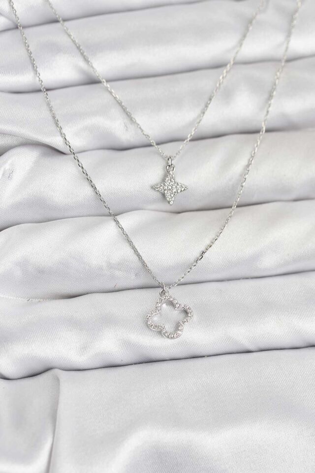 Pirinç Gümüş Renk Yonca Model 2'li Kadın Kolye