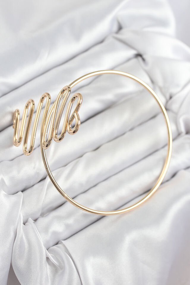 Pirinç Kıvrımlı Model Gold Renk Kadın Pazu Bileklik