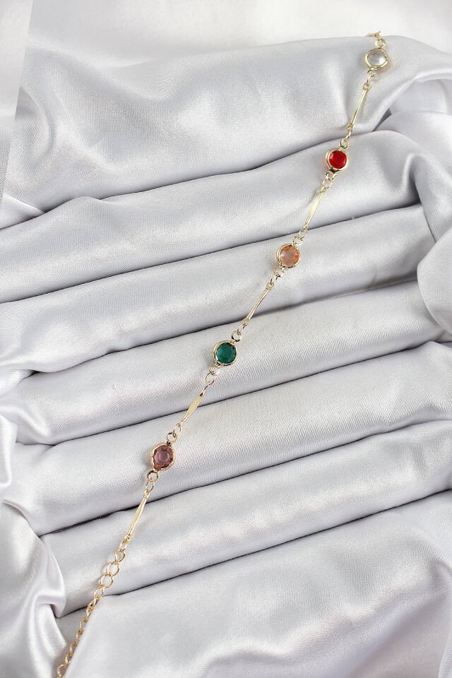 Pirinç Asorti Model Gold Renk Zirkon Taşlı Kadın Bileklik