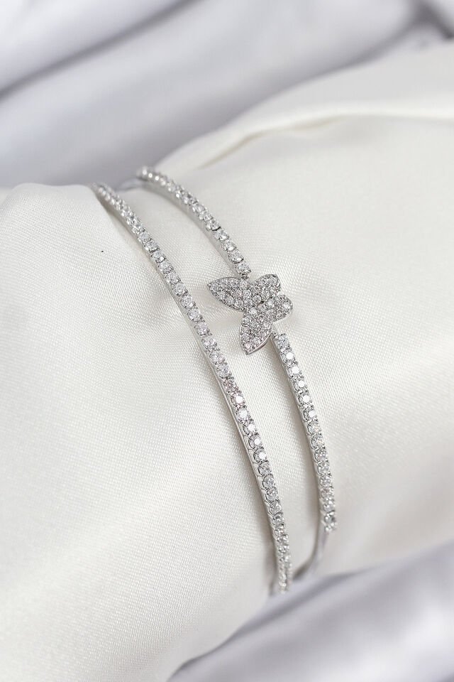 Pirinç Zirkon Taşlı Kelebek Model Gümüş Renk Kadın Bileklik