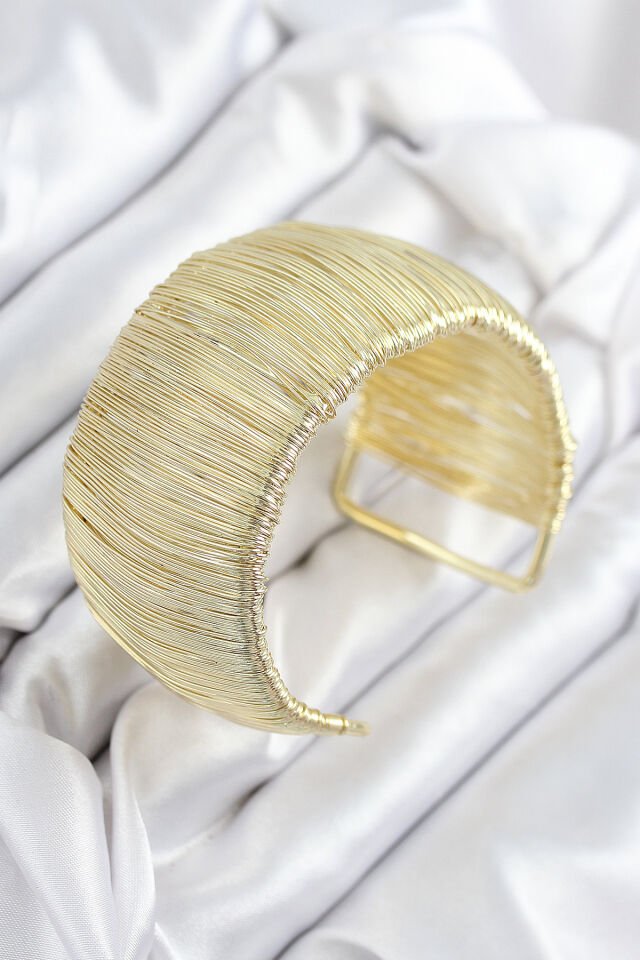 Pirinç Tel Sarma Model Gold Renk Kadın Bileklilk