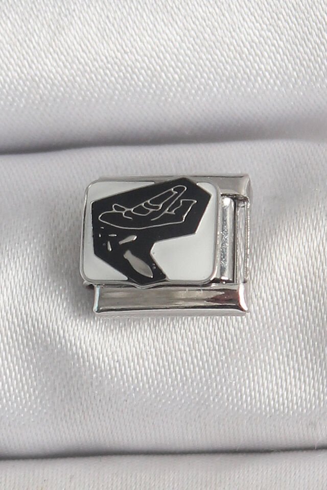 316L Çelik Gümüş Renk Beyaz Siyah Uçak İşlemeli Portre Model Nomination Charm