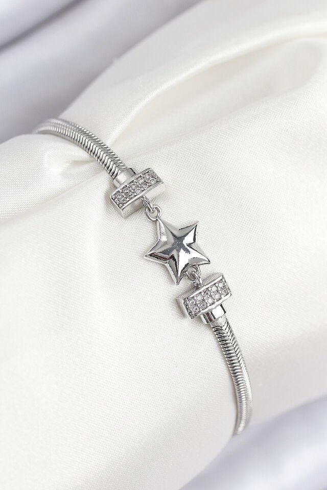 Pirinç Zirkon Taşlı Yonca Model Gümüş Renk Kadın Bileklik