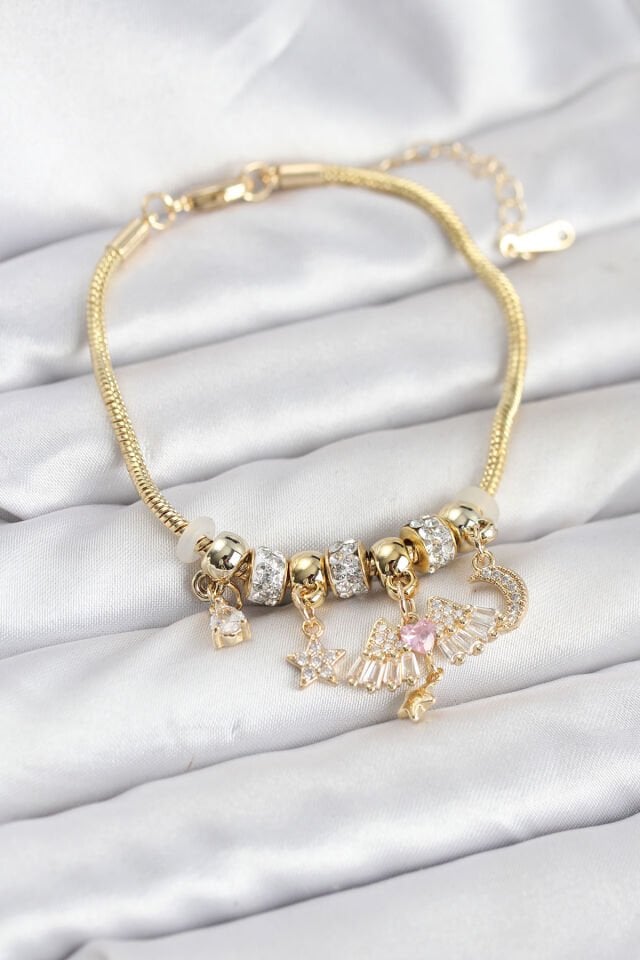 Pirinç Gold Renk Kanatlı Charmlı Kadın Bileklik