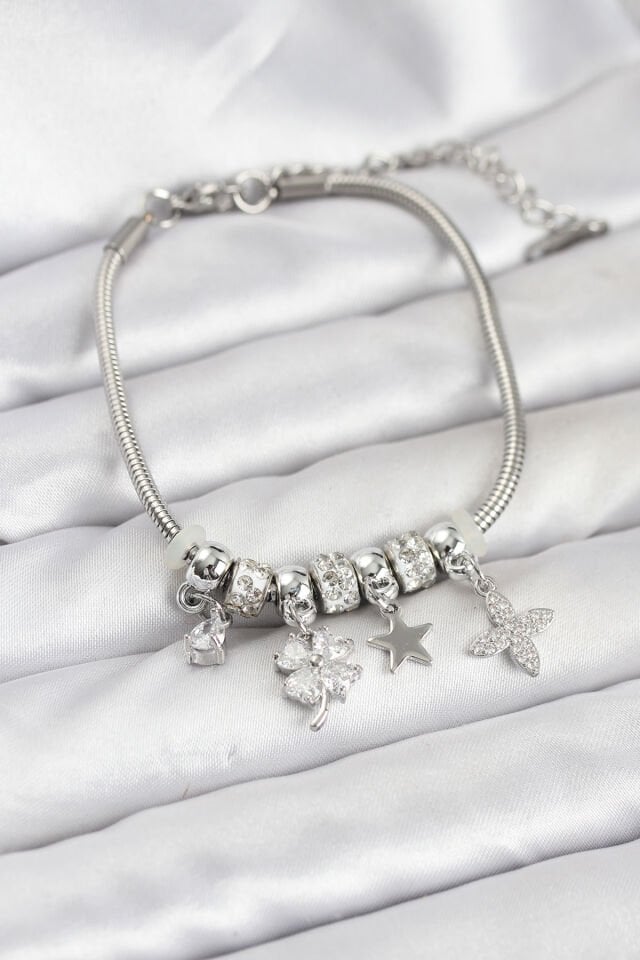 Gümüş Renk Pirinç Yonca Charmlı Kadın Bileklik