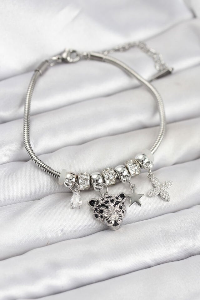 Pirinç Gümüş Renk Kaplan Model Charmlı Kadın Bileklik