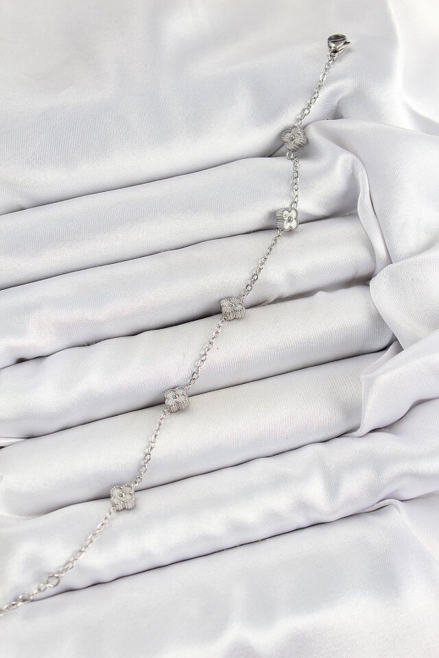 316L Çelik Yonca Model Gümüş Renk Kadın Bileklik