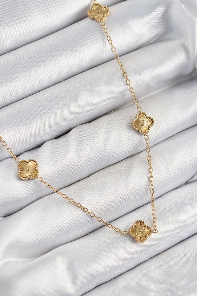 316L Çelik Yonca Model Gold Renk Kadın Kolye