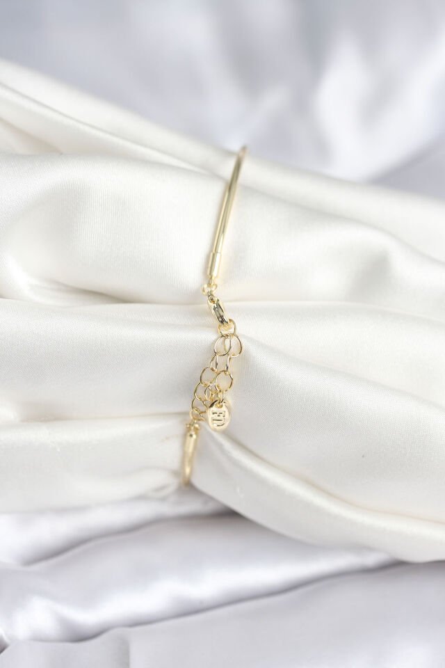 Beyaz Sedefli Yonca Model Gold Renk Kadın Bileklik