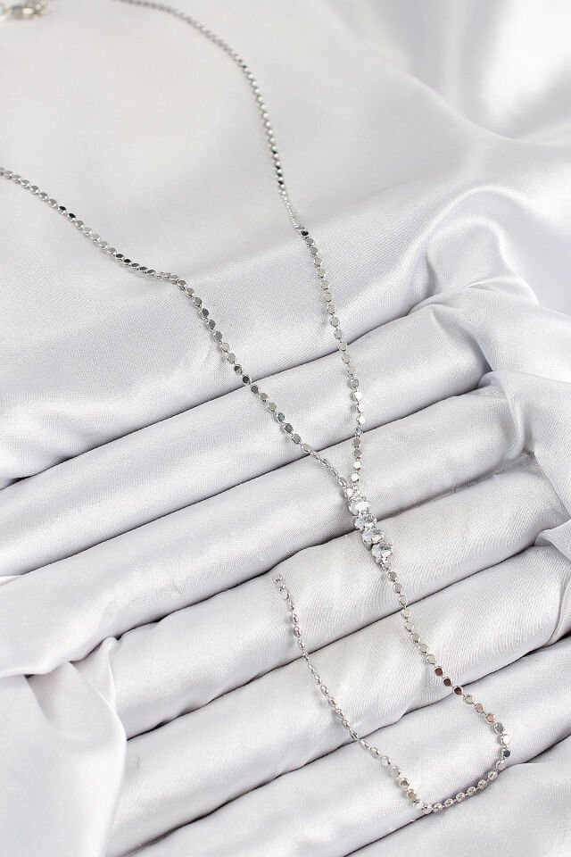 Pirinç Zirkon Taşlı Ezme Zincirli Model Gümüş Renk Y Kolye