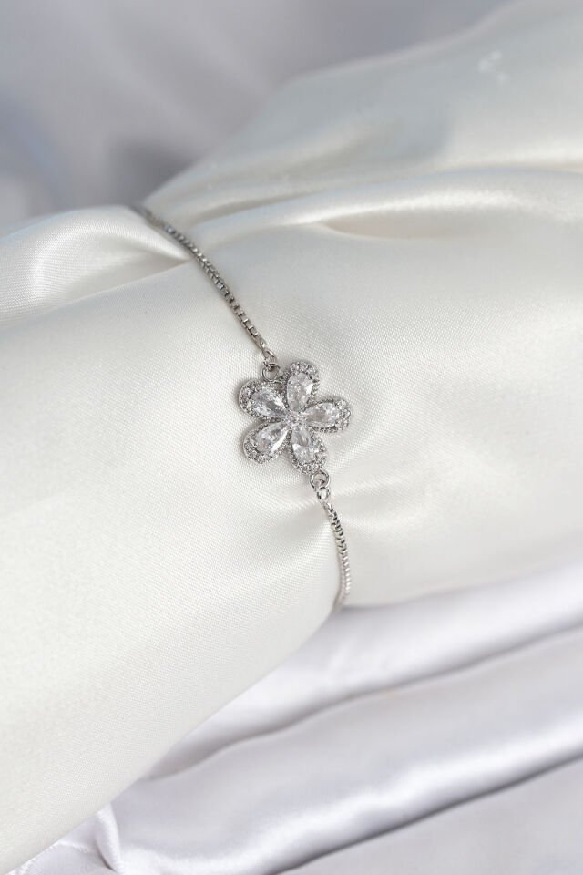 Çiçek Model Asansörlü Gümüş Renk Kadın Bileklik