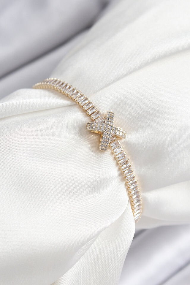 Pirinç Zirkon Taşlı X Detaylı Su Yolu Model Gold Renk Asansörlü Kadın Bileklik