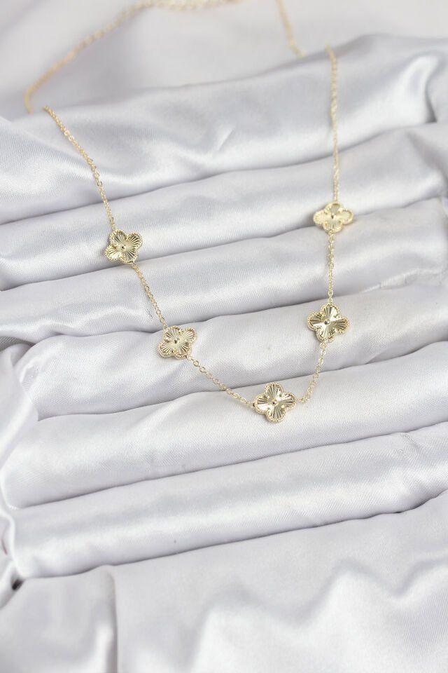 Pirinç Gold Renk Yonca Kadın Kolye