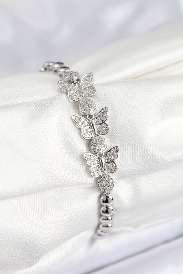 Pirinç Zirkon Taşlı Kelebek Model Gümüş Renk Kadın Bileklik