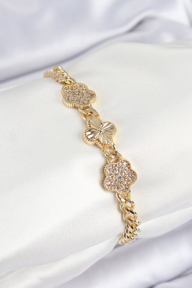 Pirinç Zirkon Taşlı Yonca Model Gold Renk Kadın Bileklik