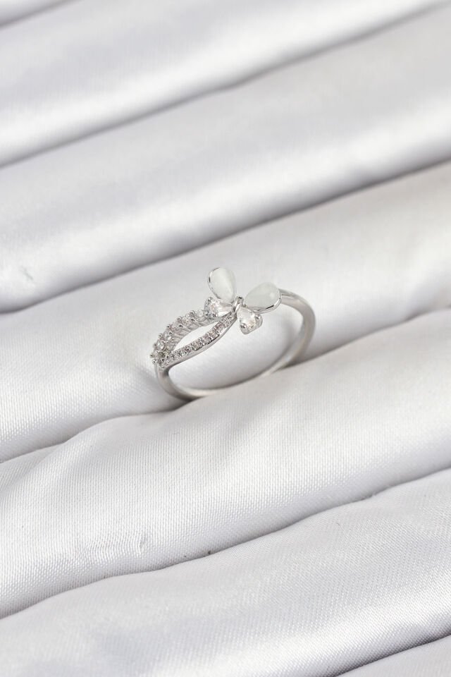 Pirinç Gümüş Renk Kelebek Zirkon Taşlı Kadın Yüzük